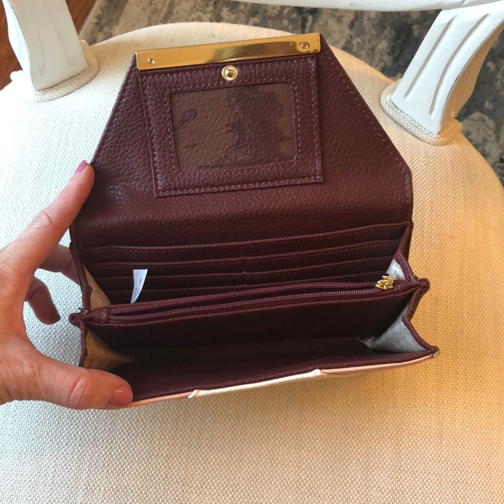 Wallet - Picture 3 of 4